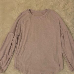 Old Navy light pink ruffled long sleeve t-shirt